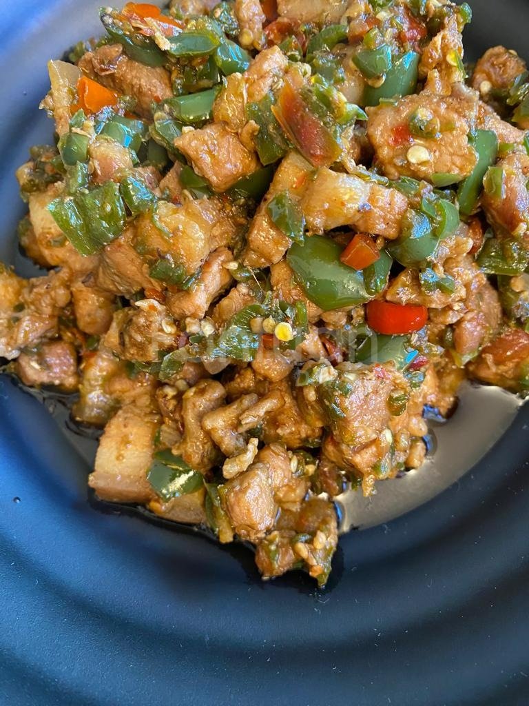 D018 碎碎辣椒炒肉丁(大辣)Stir-fried Diced Pork with Chopped Chili Pepper (Very Spicy)